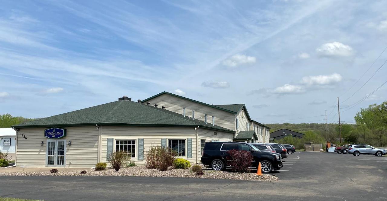 Windsor Place Inn Prairie du Chien Ngoại thất bức ảnh