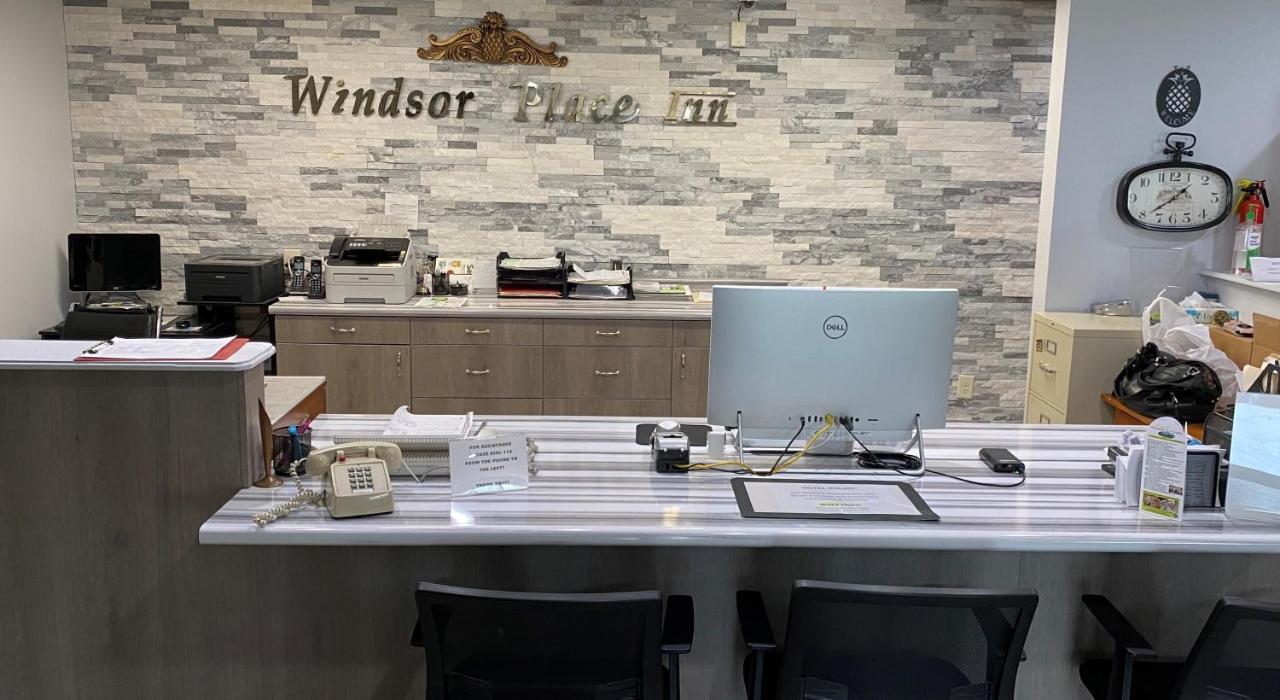 Windsor Place Inn Prairie du Chien Ngoại thất bức ảnh