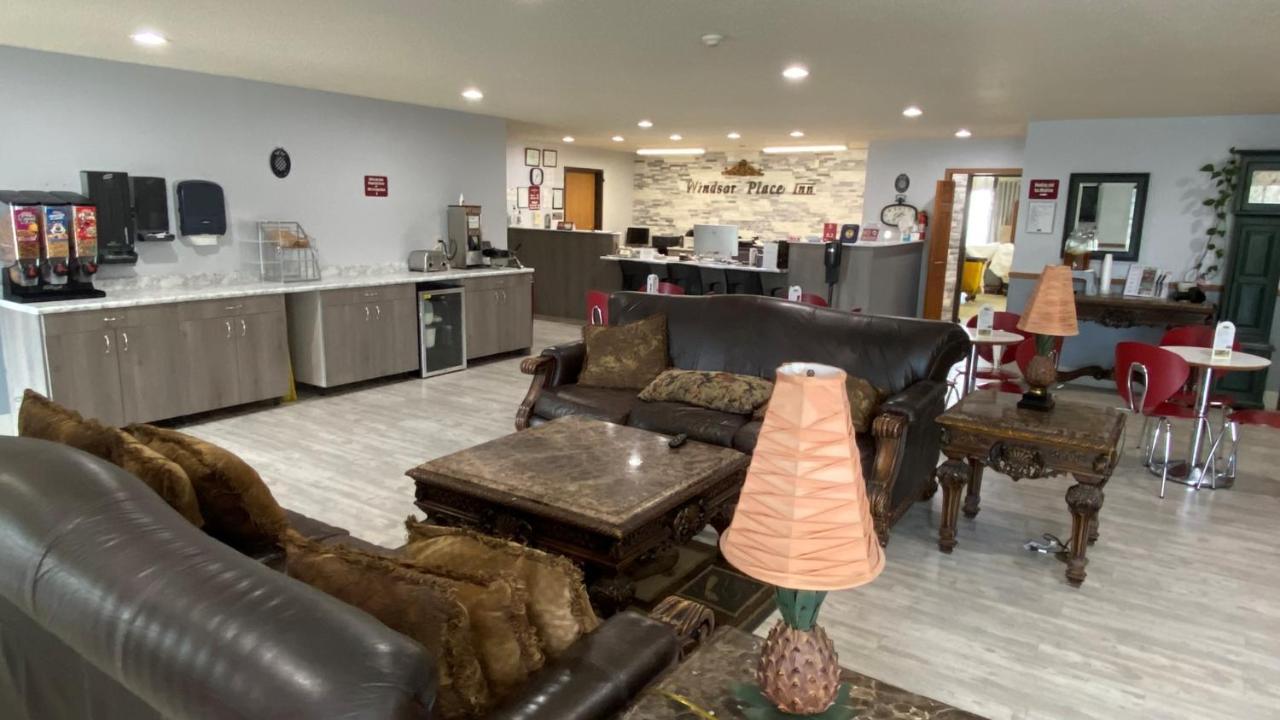 Windsor Place Inn Prairie du Chien Ngoại thất bức ảnh