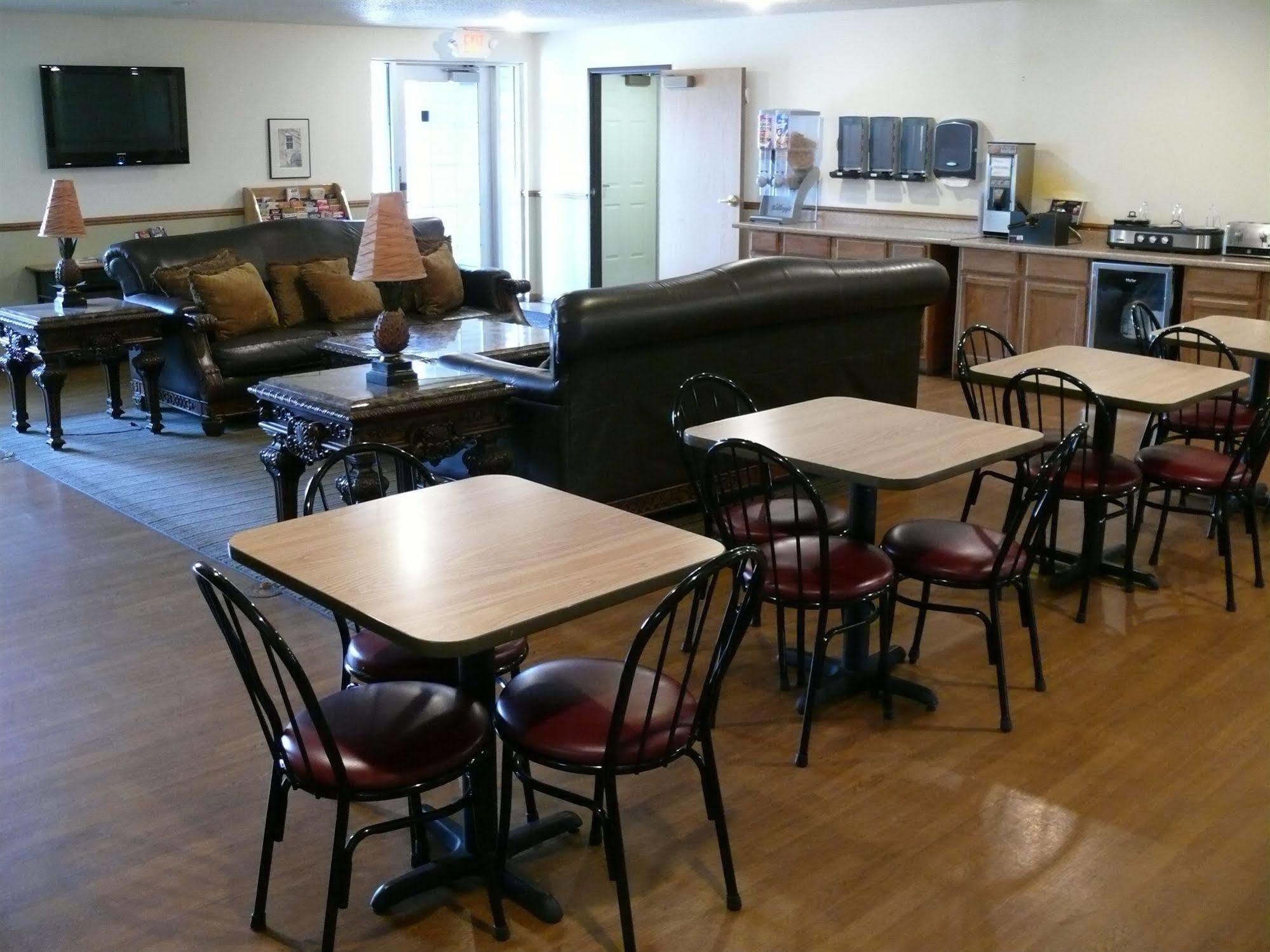 Windsor Place Inn Prairie du Chien Ngoại thất bức ảnh